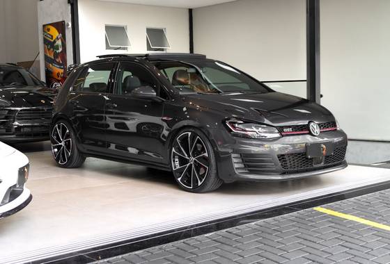 VOLKSWAGEN GOLF 2.0 TSI GTI 16V TURBO GASOLINA 4P AUTOMÁTICO VOLKSWAGEN GOLF 2.0 TSI GTI 16V TURBO GASOLINA 4P AUTOMÁTICO